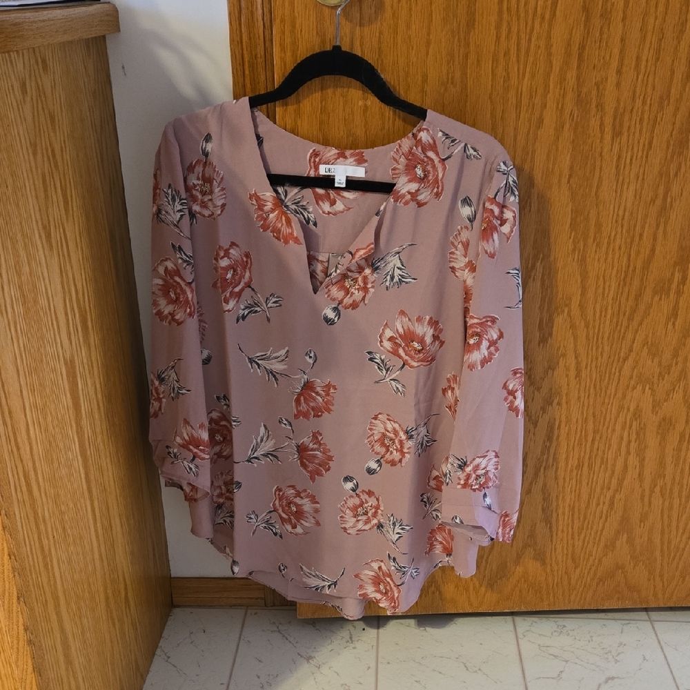 DR2 Blush Floral Blouse